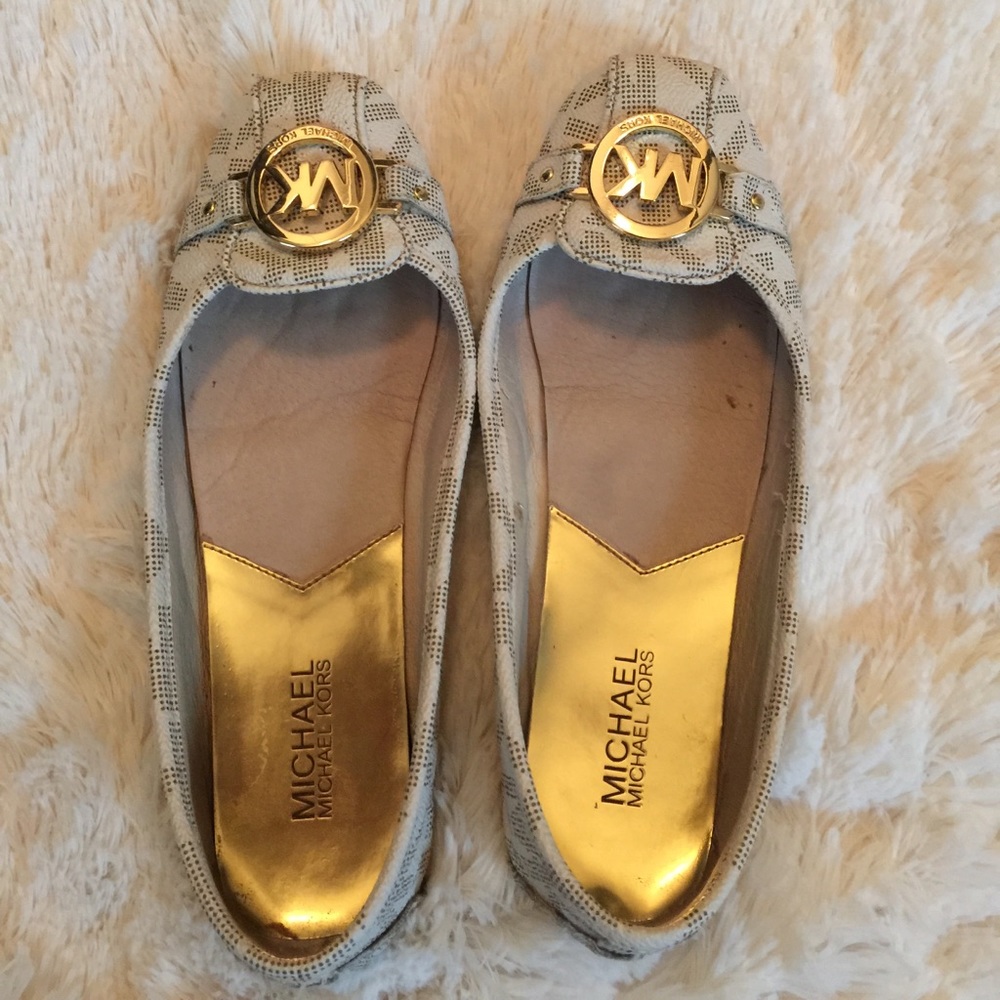 Michael Kors flats-
